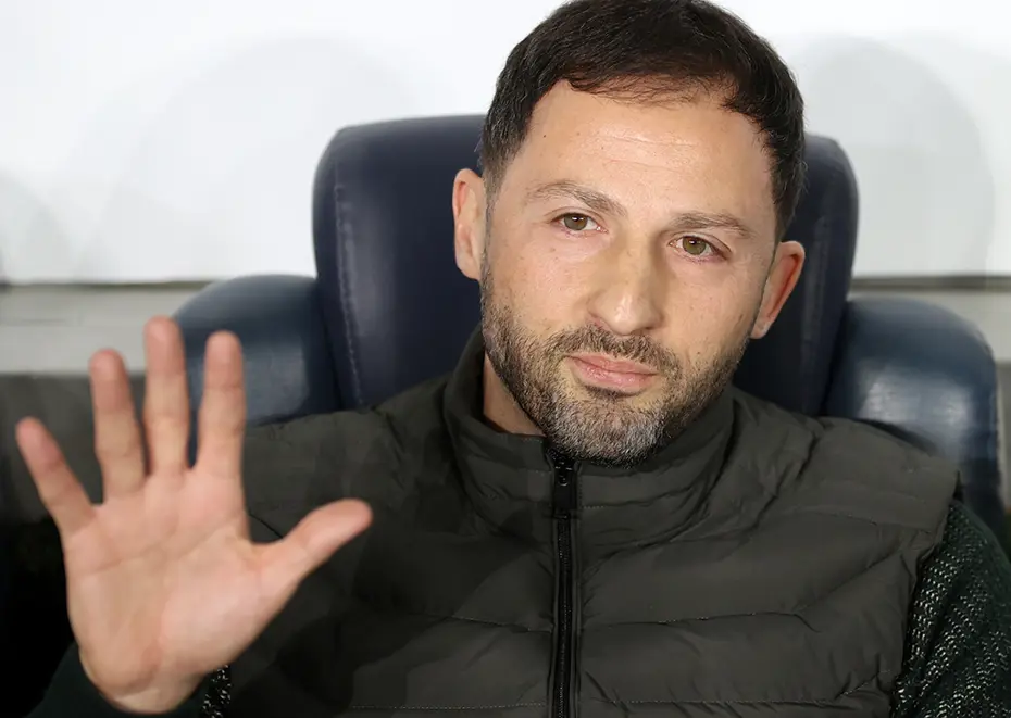 Ve Domenico Tedesco'dan yeni sözleşme sorusuna cevap geldi - 7 Ve Domenico Tedesco'dan yeni sözleşme sorusuna cevap geldi - 7