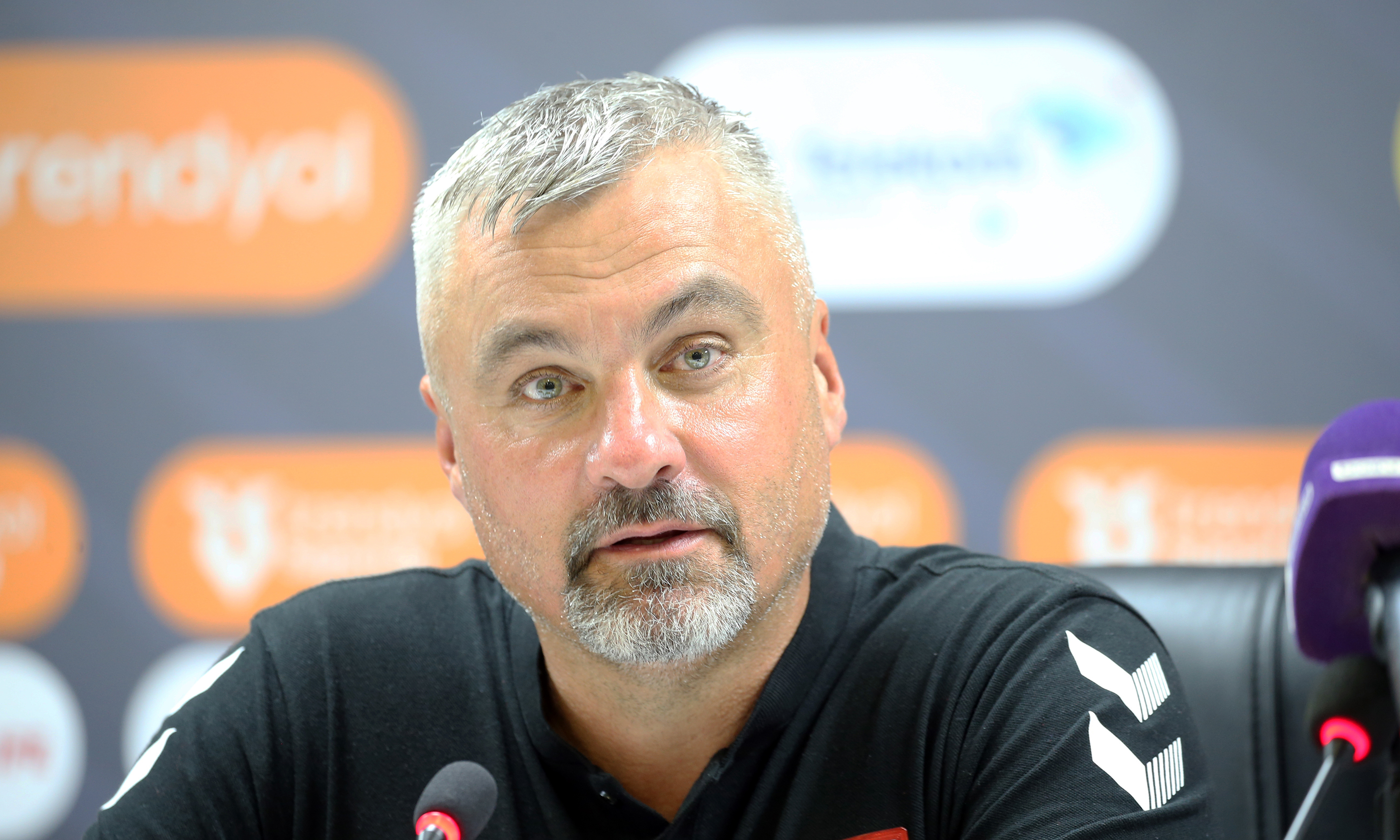 Reis'ten Samsunspor'a Avrupa Reçetesi: 'Önce Puan, Sonra Puanlar, Yeni Transferlere Biraz Sabır!'