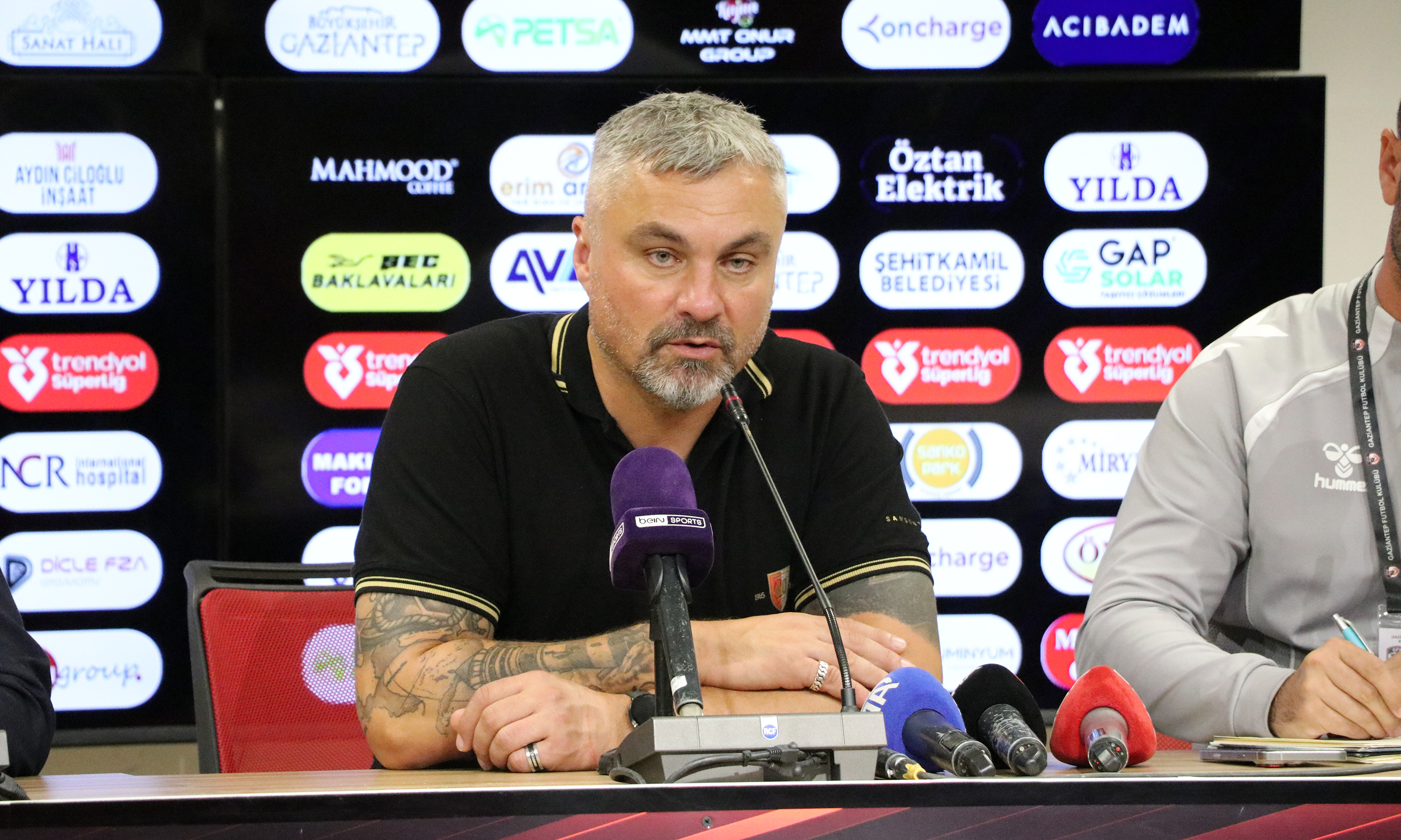 Samsunspor Hocası Thomas Reis'in 'Kişisel Hakem Gündemi': 2 Puan 'Cebe İndirildi'!