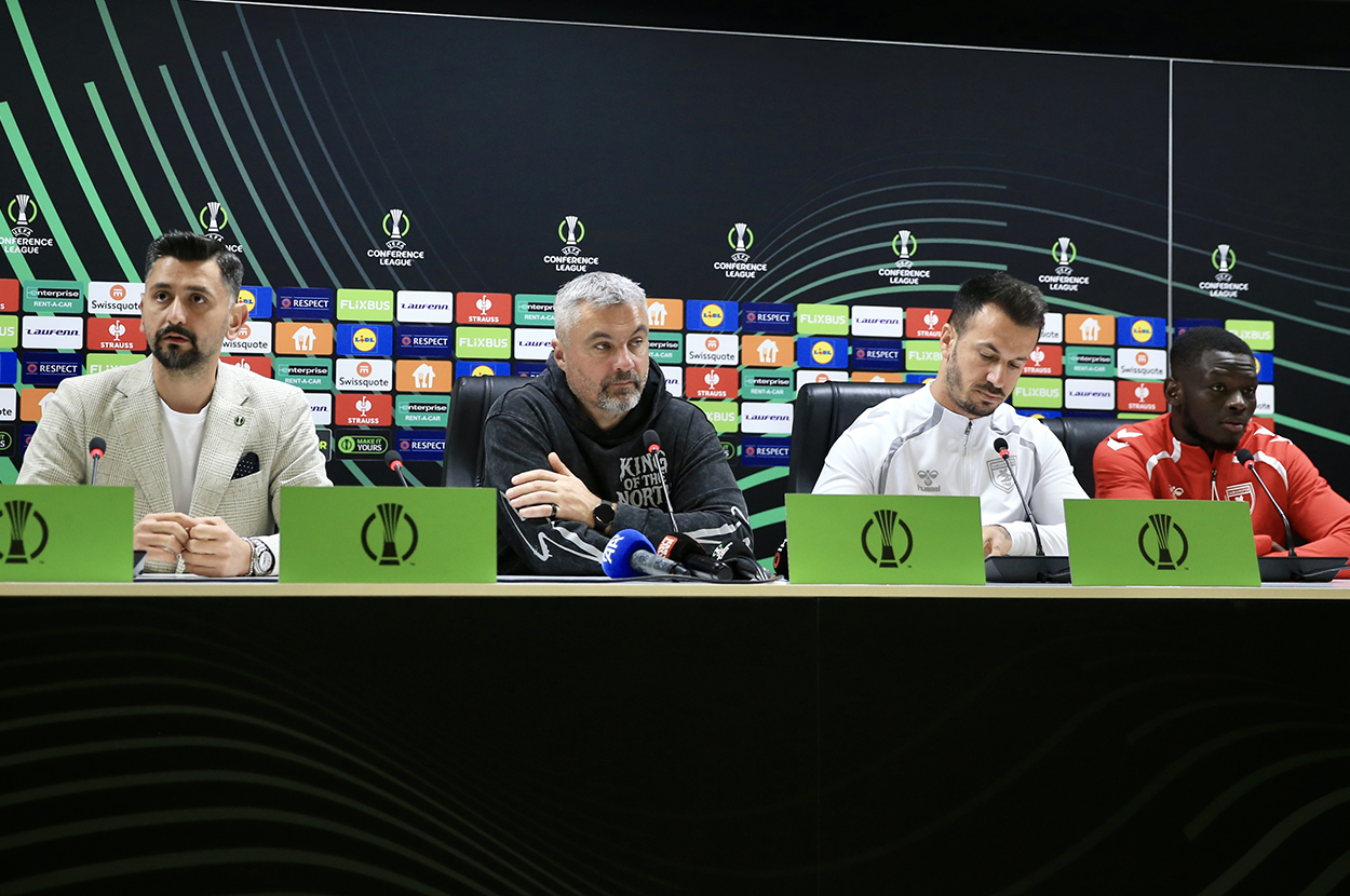 Thomas Reis'tan AEK maçı öncesi "Galatasaray" vurgusu