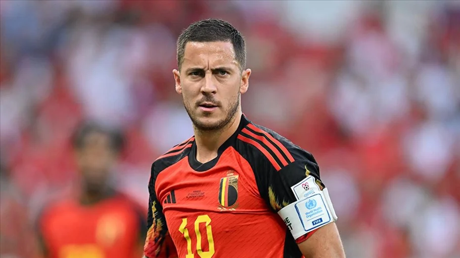 Premier Lig efsanelerinden Eden Hazard'a büyük onur - 1