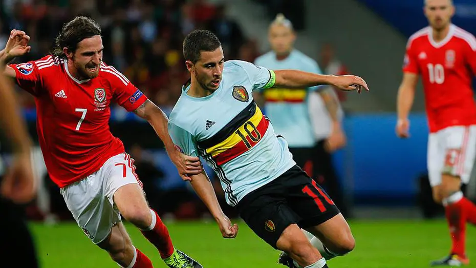 Premier Lig efsanelerinden Eden Hazard'a büyük onur - 2