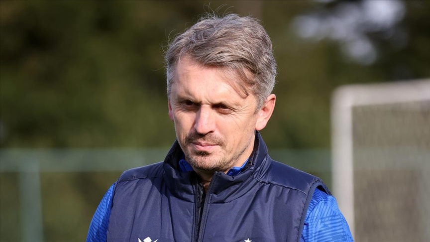 Eyüpspor'da teknik direktör görüşmesi: 2 isim üzerinde yoğunlaşıldı