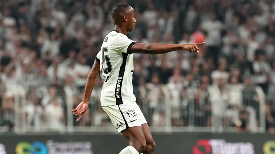 Midtjylland maçına devam edemeyen Djalo'nun son durumu belli oldu: Rövanşta oynayacak mı? - 3