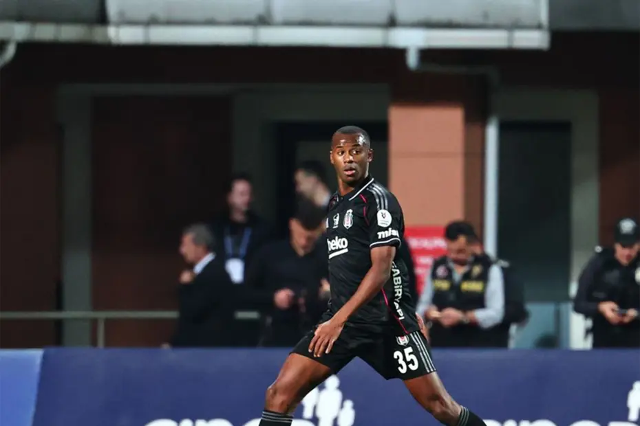 Cengiz Ünder'den Kasımpaşa beraberliği sonrası Fenerbahçe derbisi açıklaması - 4 Cengiz Ünder'den Kasımpaşa beraberliği sonrası Fenerbahçe derbisi açıklaması - 4