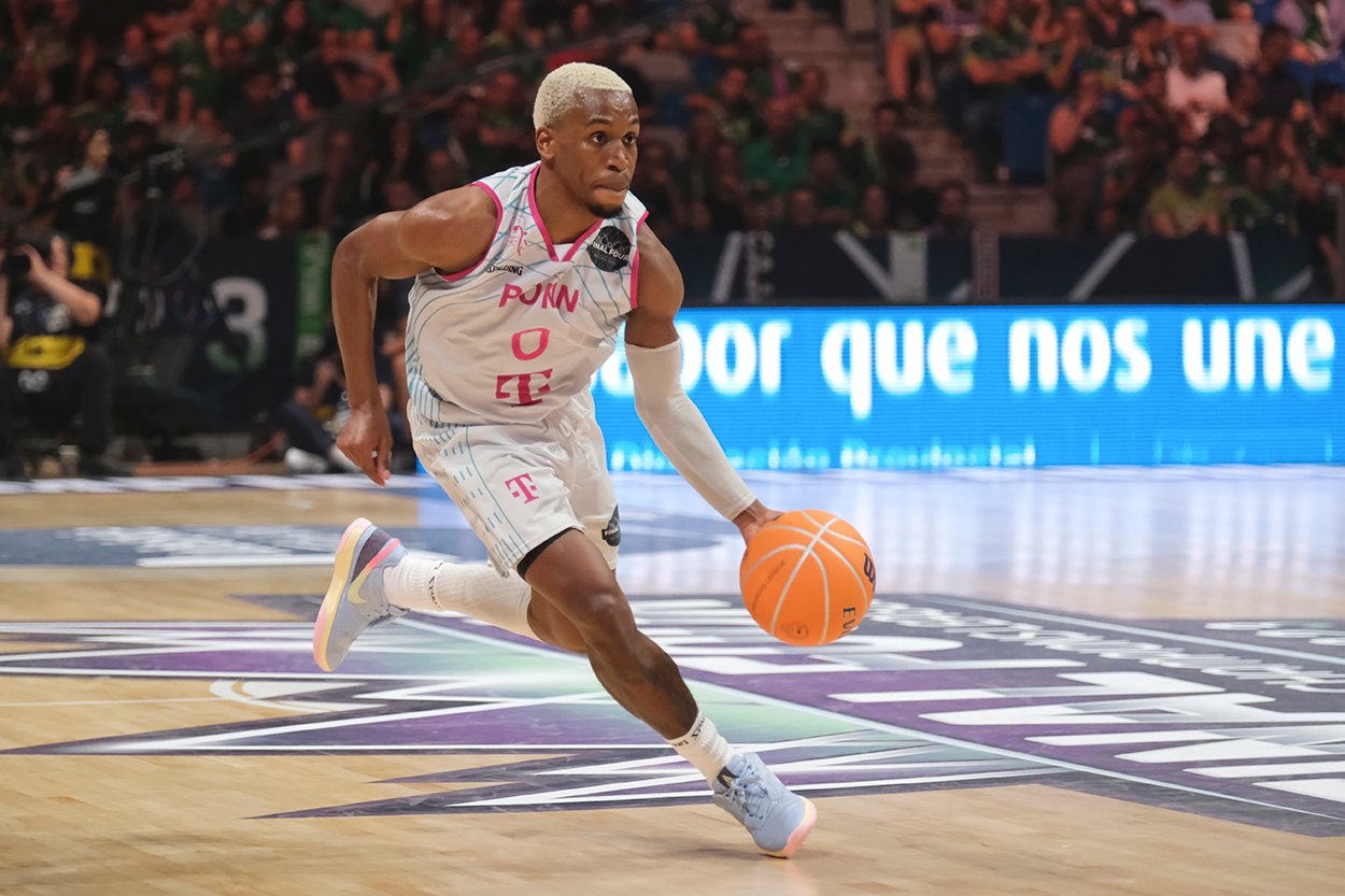 Ergin Ataman'ın Panathinaikos'u transferi duyurdu