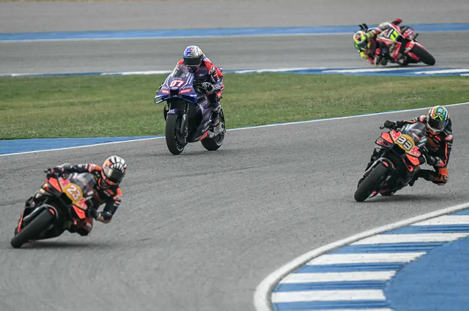 Toprak Razgatlıoğlu, MotoGP'deki tarihi yarışını 17. sırada bitirdi - 4