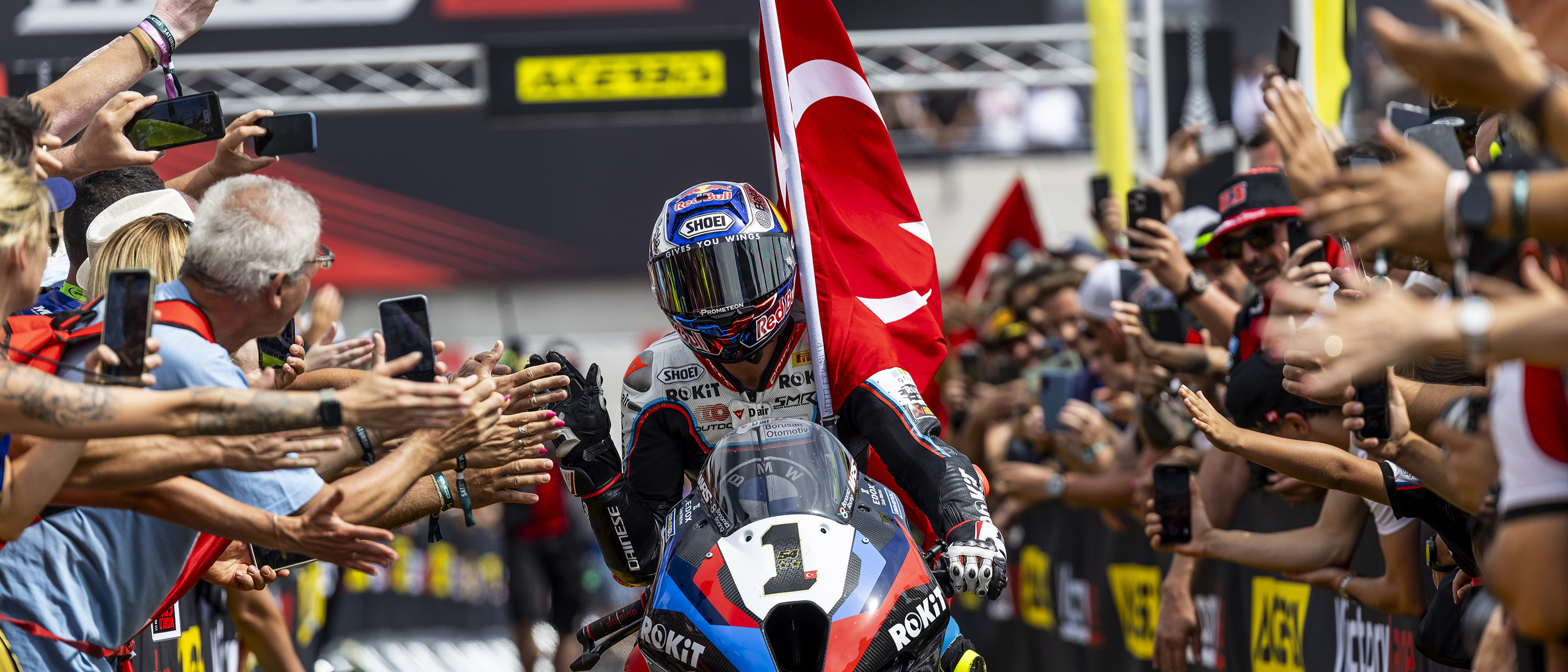 Toprak Razgatlıoğlu, şampiyonluk etabı öncesi Portekiz'de gaza basacak