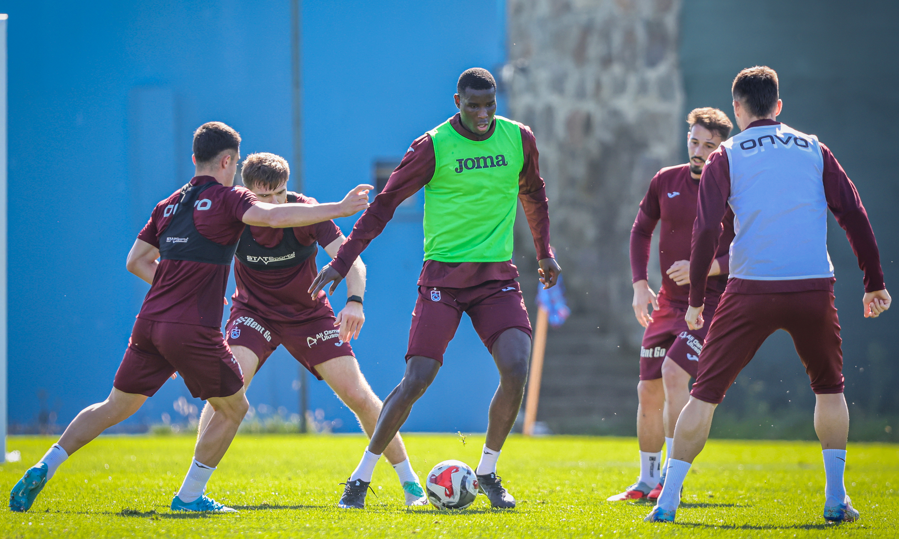 Trabzonspor'da maç hazırlıkları çift antrenmanla devam ediyor