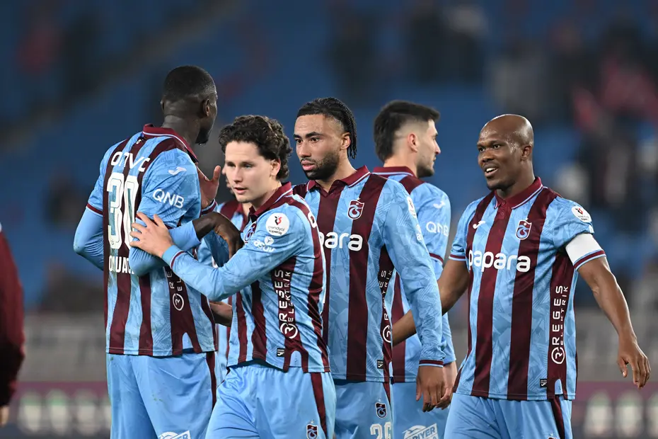 "Onuachu ve Zubkov farkı planları bozdu" | Spor yazarları Trabzonspor için ne dedi? - 3