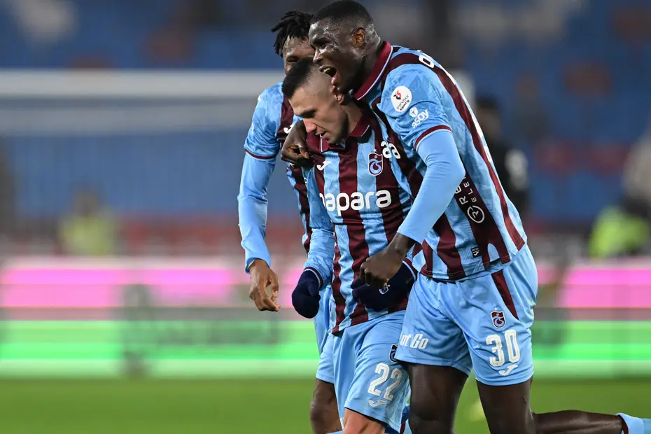 "Onuachu ve Zubkov farkı planları bozdu" | Spor yazarları Trabzonspor için ne dedi? - 5