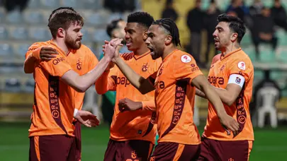 Kocaelispor-Trabzonspor (Canlı anlatım) Kocaelispor-Trabzonspor (Canlı anlatım)