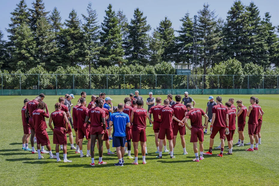 Trabzonspor'a yeni forvet: Anlaşma sağlandı, imzaya geliyor - 1 Trabzonspor'a yeni forvet: Anlaşma sağlandı, imzaya geliyor - 1