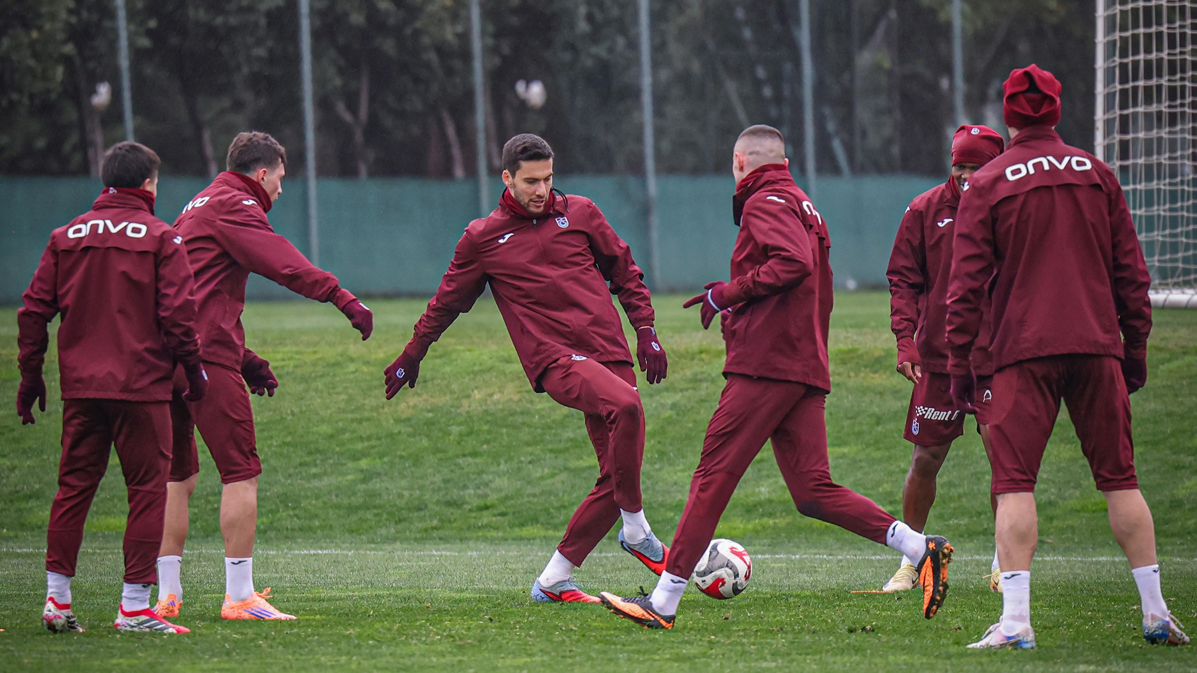 Trabzonspor ara vermeden Karagümrük hazırlıklarına başladı