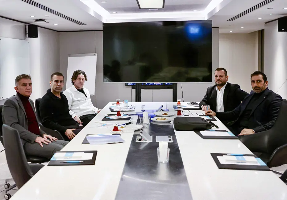 Trabzonspor'da transfer zirvesi