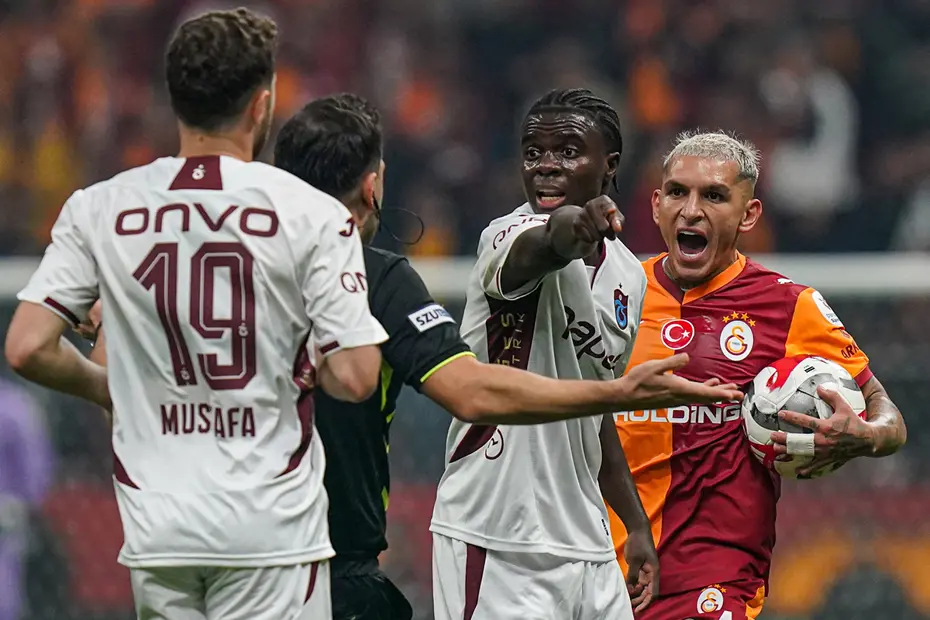 Herkes Rıdvan Dilmen'in derbi sonrası Oulai iddiasını konuşuyor: 2029'a kadar süre verdi - 2