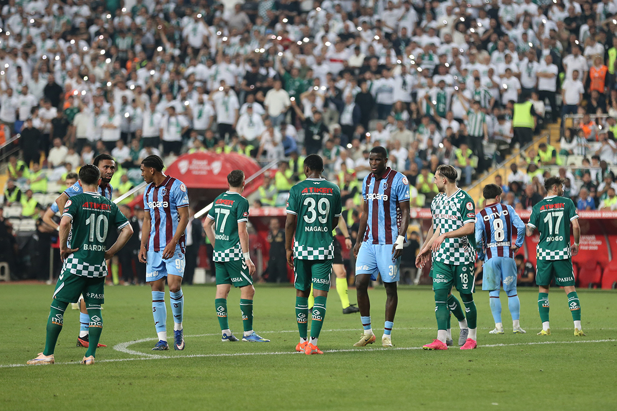Trabzonspor ve Konyaspor, PFDK'ye sevk edildi