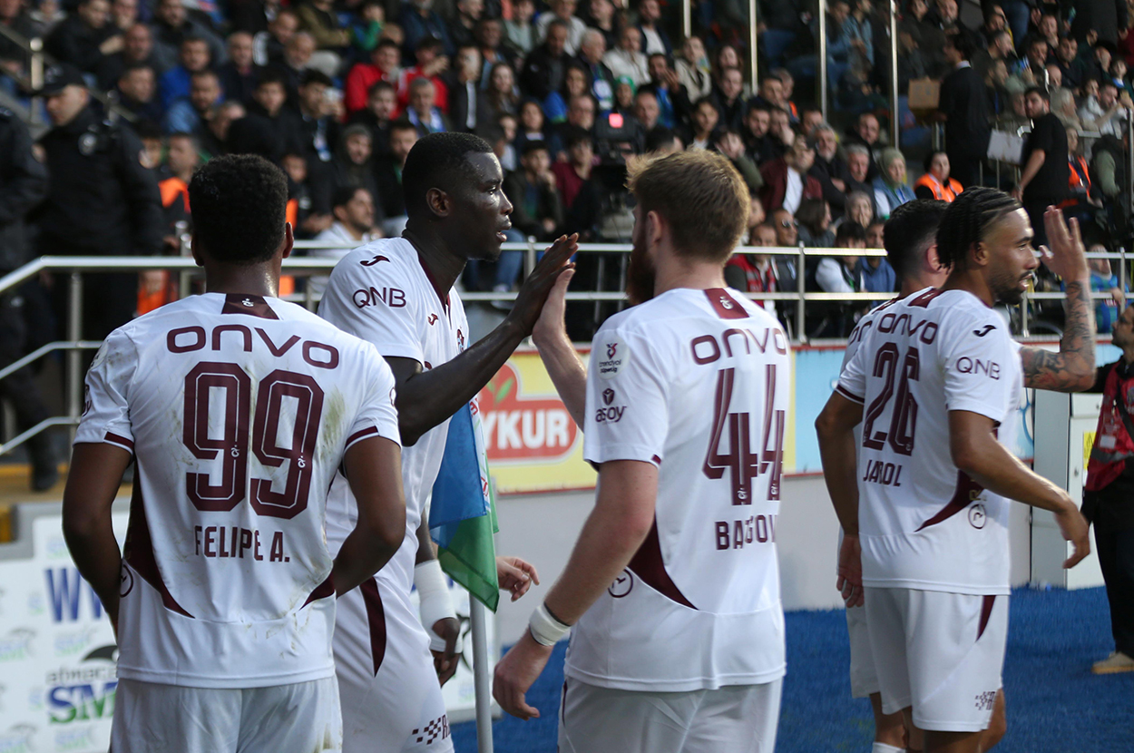 Trabzon'da Zaman Makinesi Açıldı: 2025/26 Sezonunda Henüz Gol Yok!