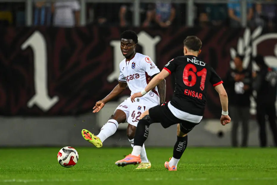 Fırtına'dan geri dönüş: Ernest Muçi Trabzonspor'u uzatmalarda finale taşıdı - 8