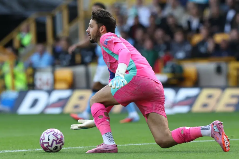 Sergen Yalçın'a İngiliz eldiven: Beşiktaş'tan sürpriz transfer kararı!