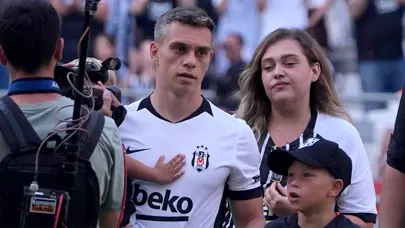 Trossard kadroda yok! Beşiktaş, UEFA'ya bildirdi Trossard kadroda yok! Beşiktaş, UEFA'ya bildirdi