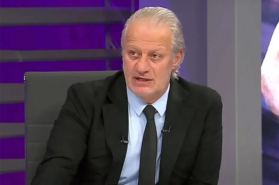Tugay Kerimoğlu'ndan yeni sezon öncesi İrfan Can Kahveci için bomba iddia - 2 Tugay Kerimoğlu'ndan yeni sezon öncesi İrfan Can Kahveci için bomba iddia - 2