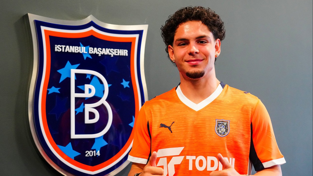 Başakşehir, İsviçre'den 18'lik 'Gol Canavarı' Kaptı: Grasshopper'dan Geliyor, Gol Yağmuru Bekleniyor mu?