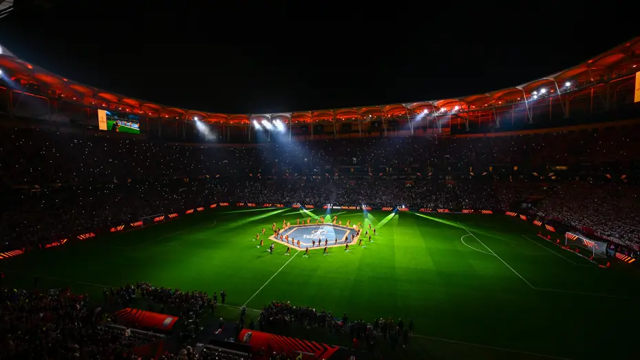 Avrupa Ligi finalinde tribünler tıklım tıklım: İstanbul'daki atmosfer herkesi büyüledi - 3