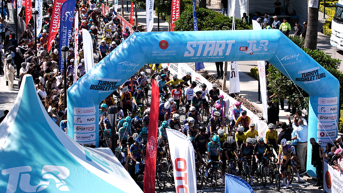 TUR 2026, İzmir'in Çeşme ilçesinden start aldı