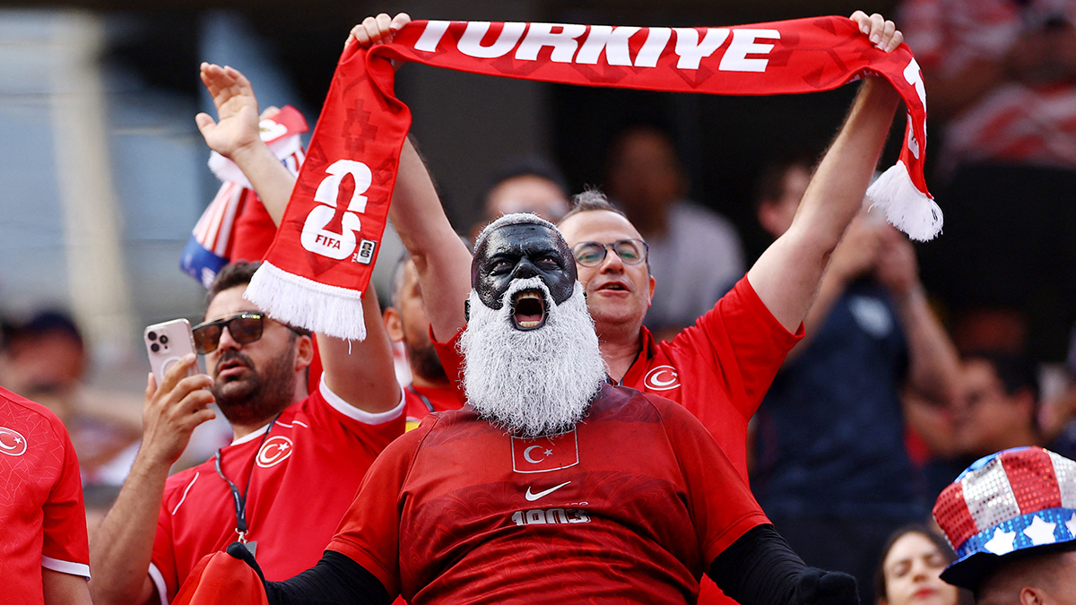 2026 Dünya Kupası'nda tüm zamanların taraftar rekoru kırıldı! 32 yıl önceki rekor tarihe gömüldü