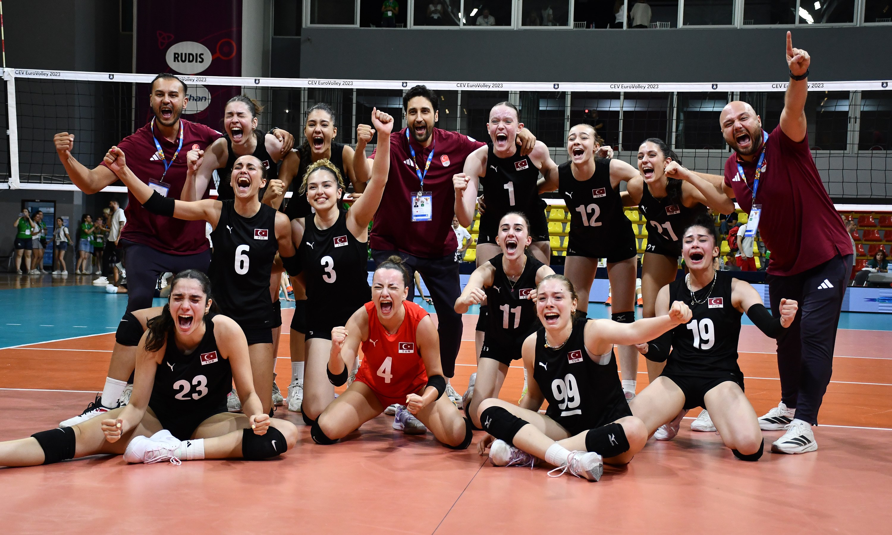 18 Yaş Altı Kadın Voleybol Milli Takımı, EYOF 2025'te şampiyon oldu