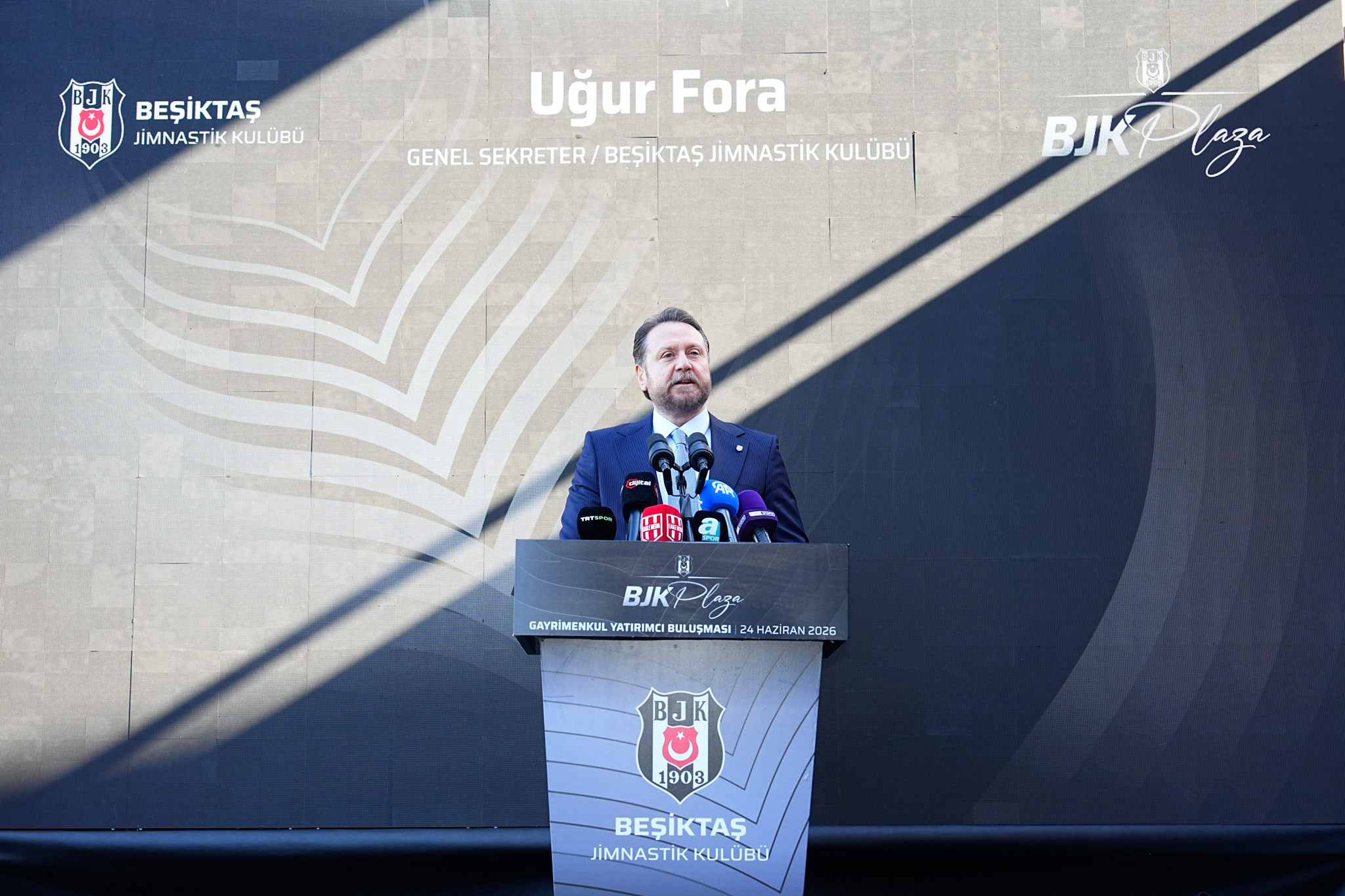 Beşiktaş'ta yatırımcı buluşması yapıldı