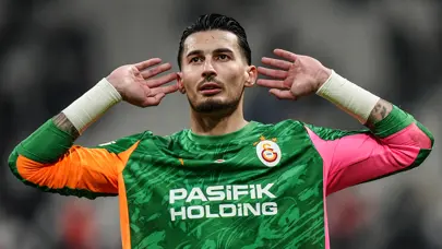 "Osimhen attı, Uğur'Can' kattı" | Sporun manşetleri "Osimhen attı, Uğur'Can' kattı" | Sporun manşetleri