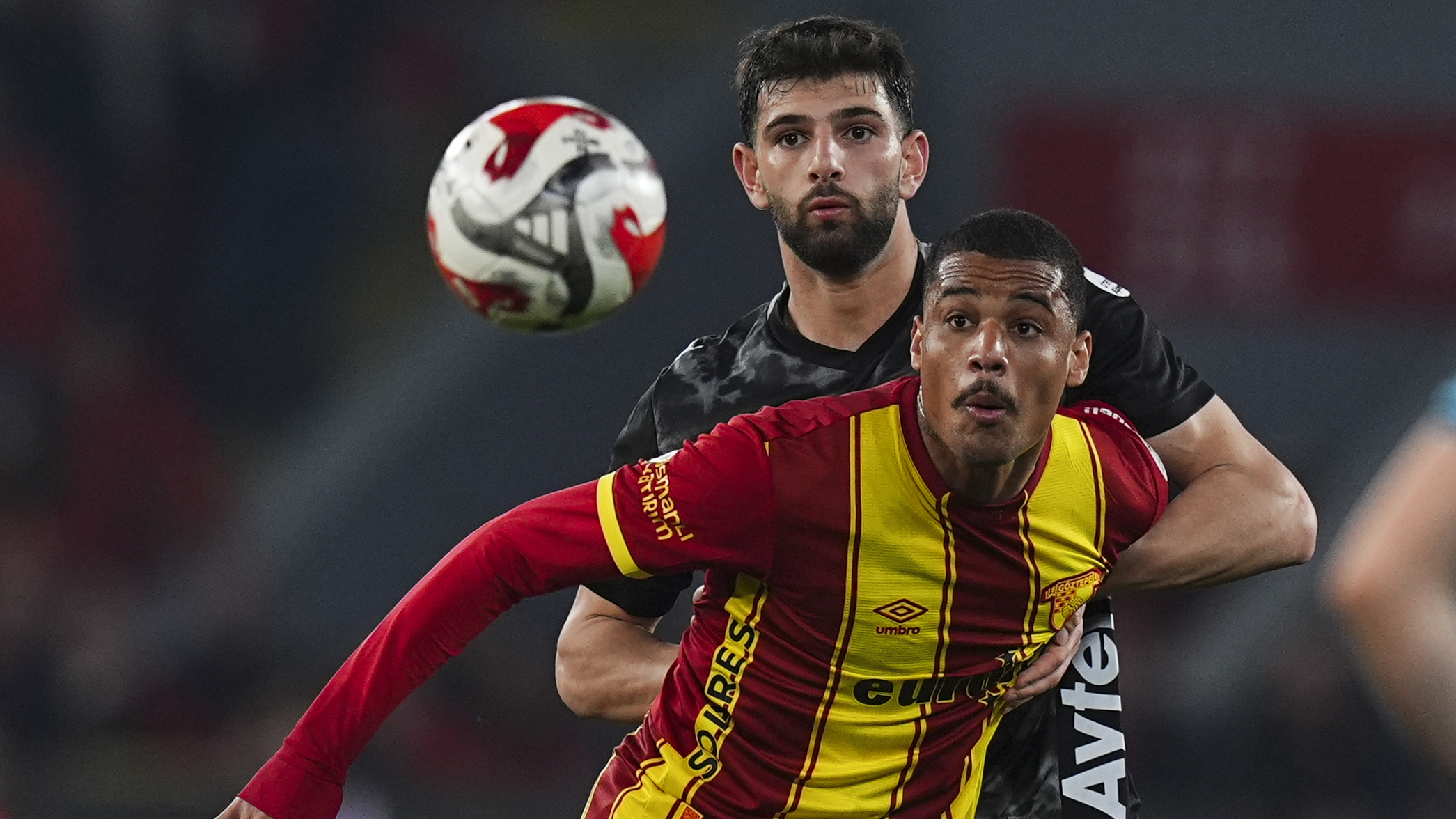 Pancu Bombayı Patlattı: Galatasaray mı? Şaşırdık mı? Asla!