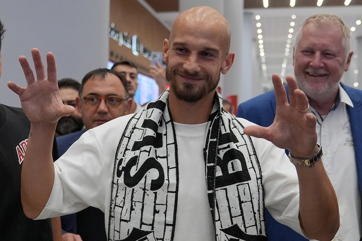 Beşiktaş için İstanbul'a gelen Vaclav Cerny'den ilk açıklama