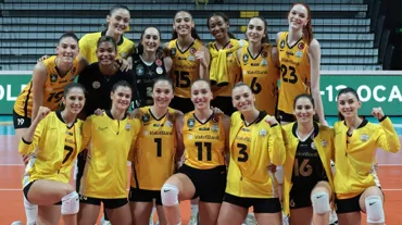 VakıfBank sahasında 3-0 galip geldi
