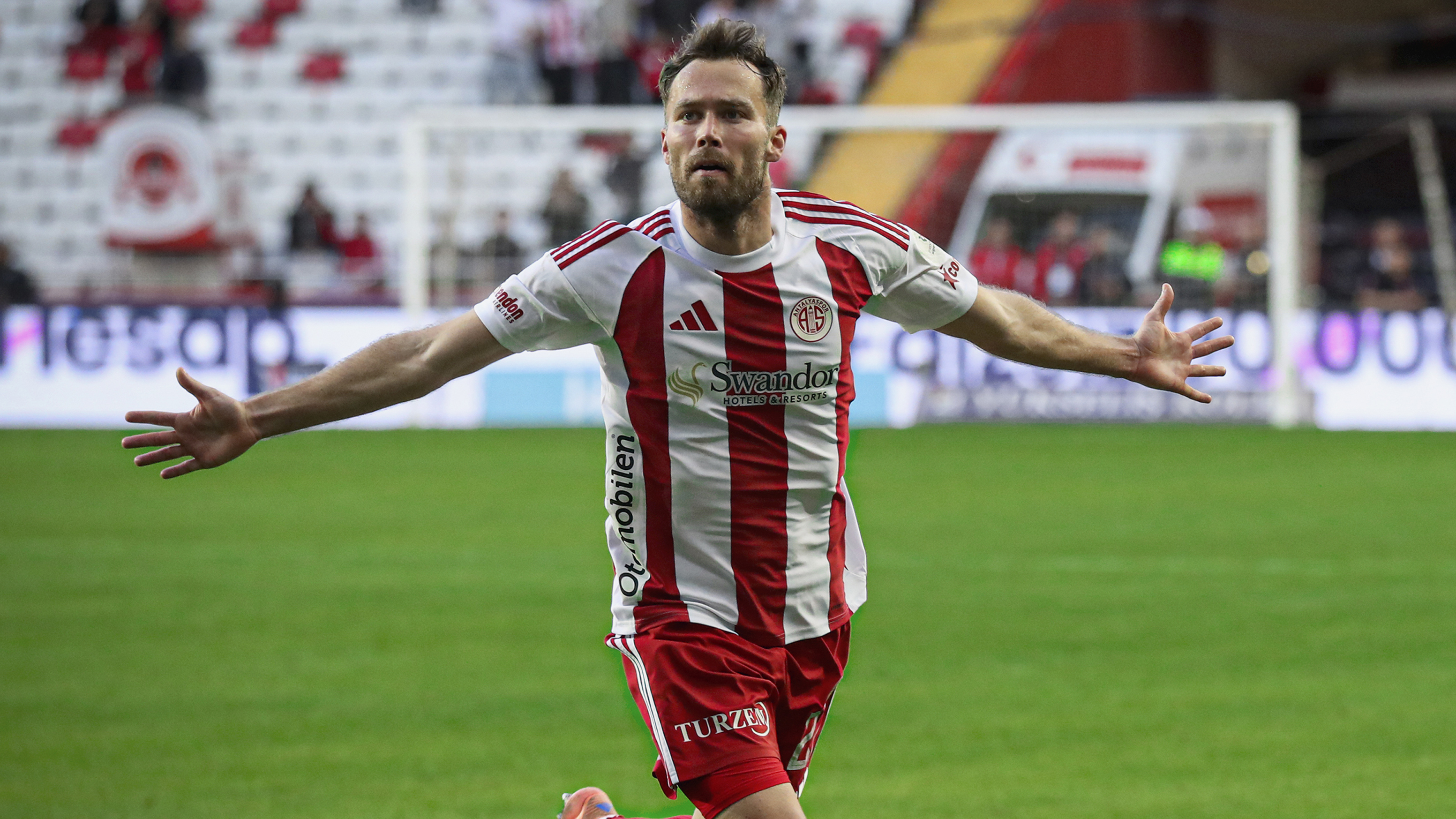 Antalyaspor 5 maç aradan sonra kazandı, derin bir nefes aldı