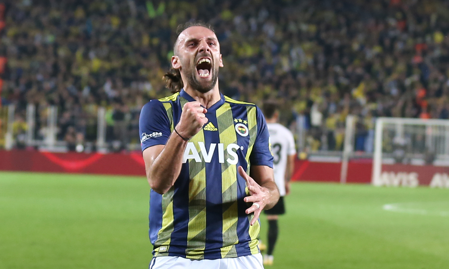 Vedat Muriqi, Fenerbahçe için İstanbul'a geldi