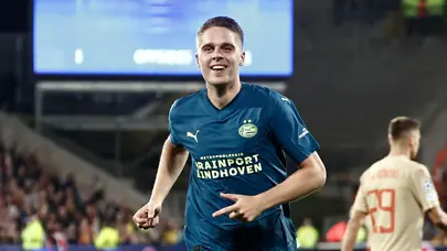 Fenerbahçe'ye transfer olması beklenen Veerman'a PSV'den yasak