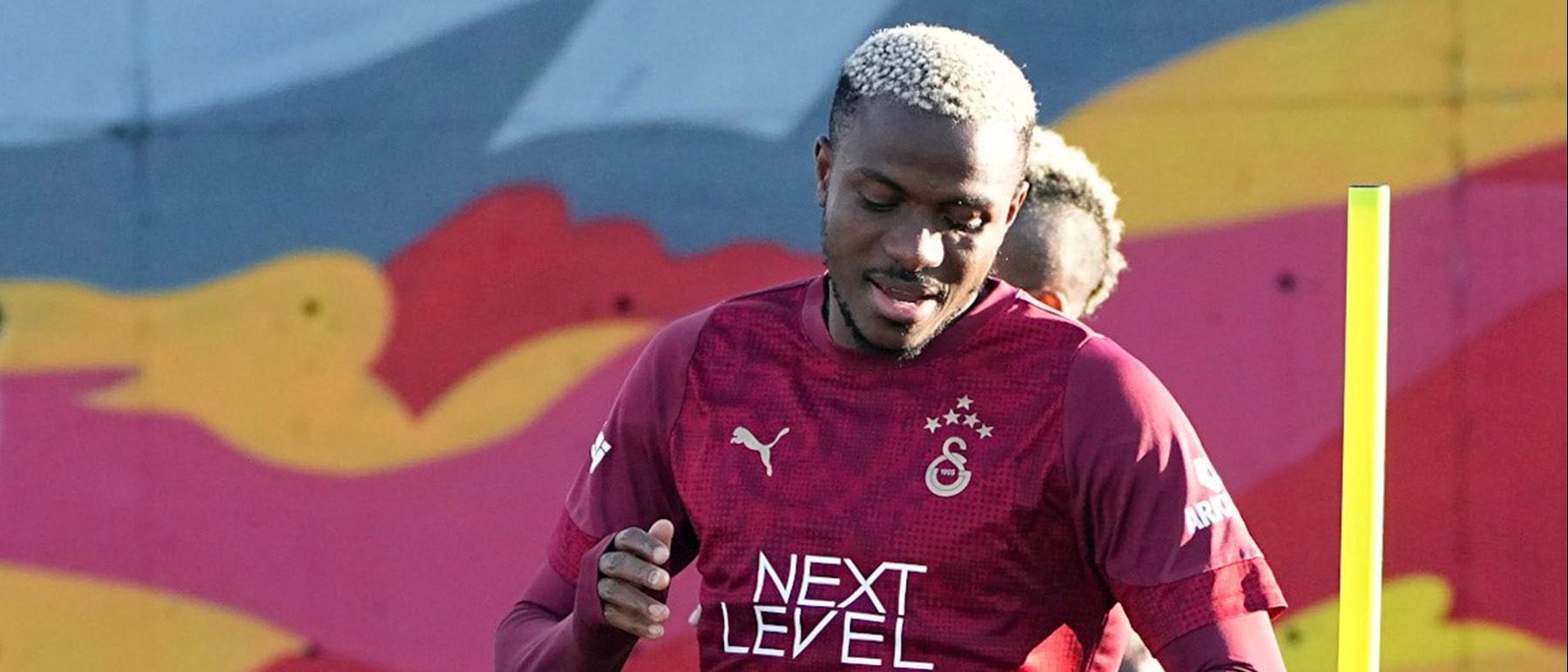 Galatasaray'ın Sakat Golcüsü Sahalara Dönüyor: 'Ben Liverpool'u Beklerken, Konyaspor Ne Yahu?'