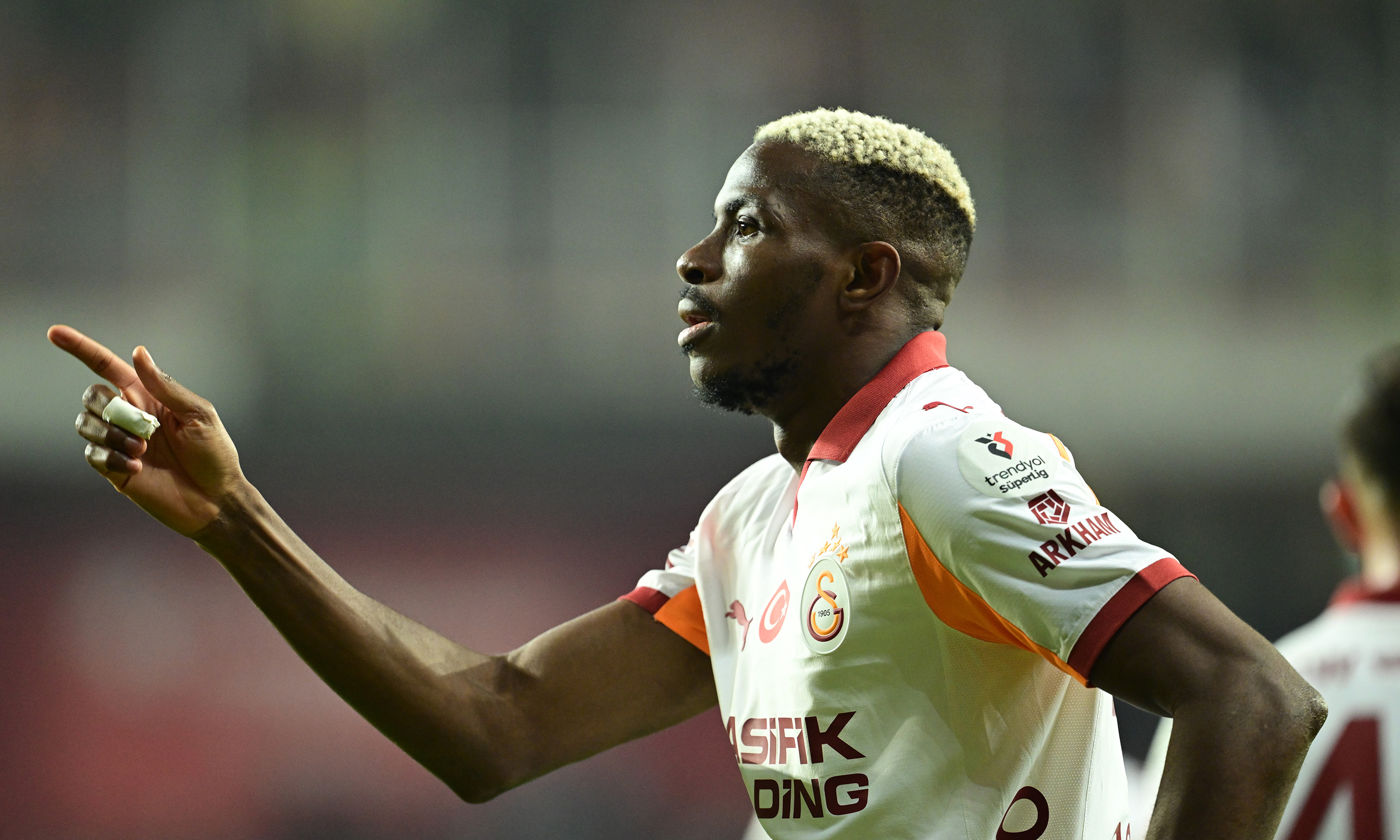 Victor Osimhen dünyada ilk 4'te: Messi'yi bile geride bıraktı