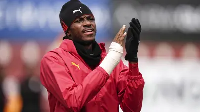 Victor Osimhen Fenerbahçe derbisinde oynayacak mı? Galatasaray'dan açıklama geldi Victor Osimhen Fenerbahçe derbisinde oynayacak mı? Galatasaray'dan açıklama geldi