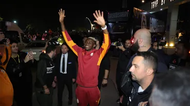 Galatasaray'a Kocaeli'de coşkulu karşılama