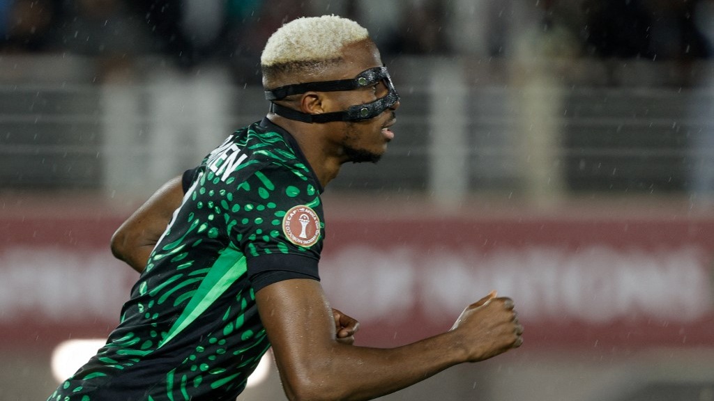 Osimhen'in Tanzanya maçında hocasıyla yaşadıkları Afrika'da olay oldu