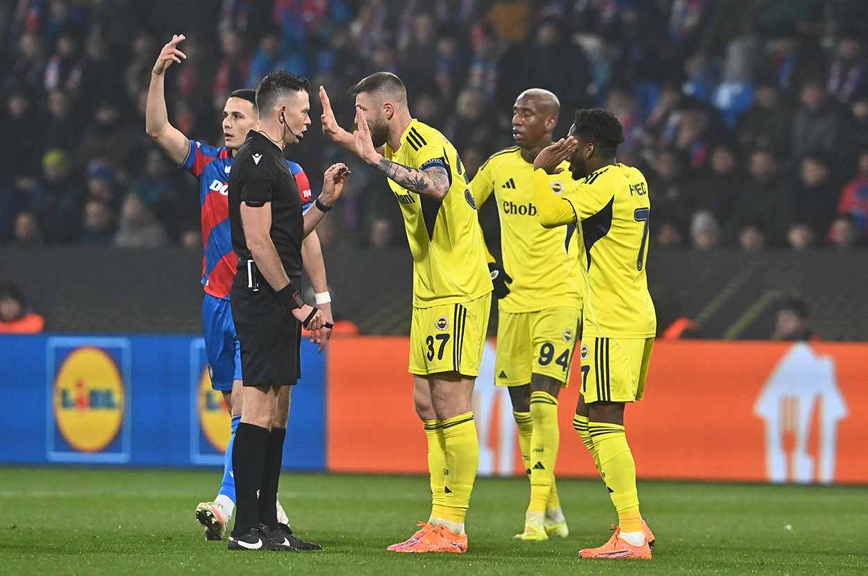 Fenerbahçe, skandal hakem için UEFA'ya gidiyor: 3 yıl önceki itirafı ortaya çıktı