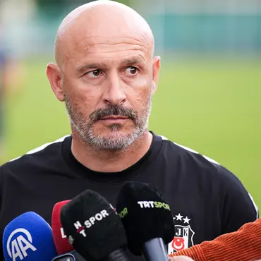 Vincenzo Italiano, "Abartılıyor" diyerek eleştirileri reddettiVincenzo Italiano, "Abartılıyor" diyerek eleştirileri reddetti