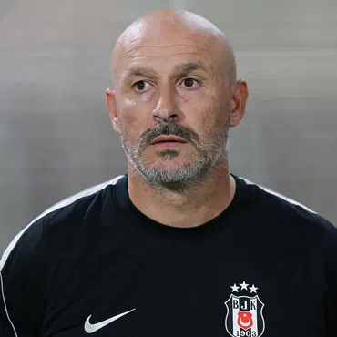 Vincenzo Italiano'dan yeni transfer Ernest Poku için övgü dolu sözlerVincenzo Italiano'dan yeni transfer Ernest Poku için övgü dolu sözler