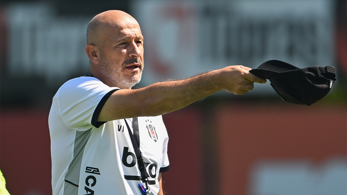 Bavullarını toplamışken yoldan çevrildi! Italiano "Göndermeyin" diyerek herkesi ters köşe yaptı