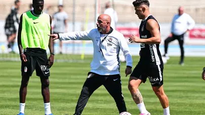 Beşiktaş'ta taşları yerinden oynatan transfer! Italiano biletini kesti