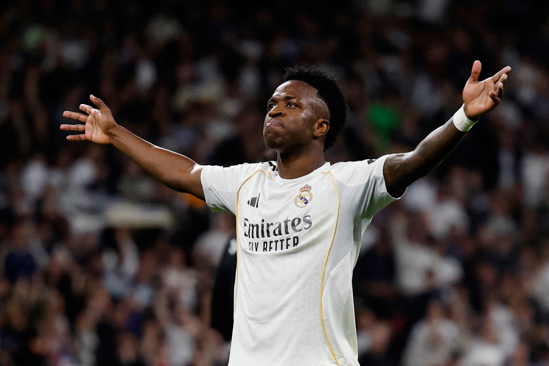 Vinicius Jr. Real Madrid'deki geleceği için kararını açıkladı